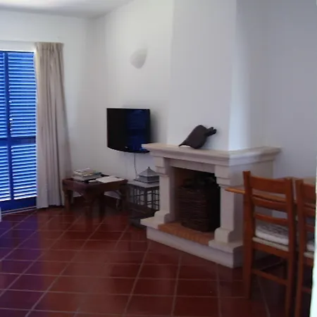 With One In Alvor, With Private Pool, Furnished Terrac * Alvor